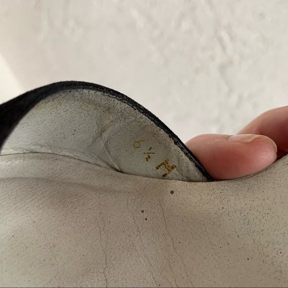 DELMAN Pumps Heels with Bow Black Suede Size 6.5 - Picture 4 of 11